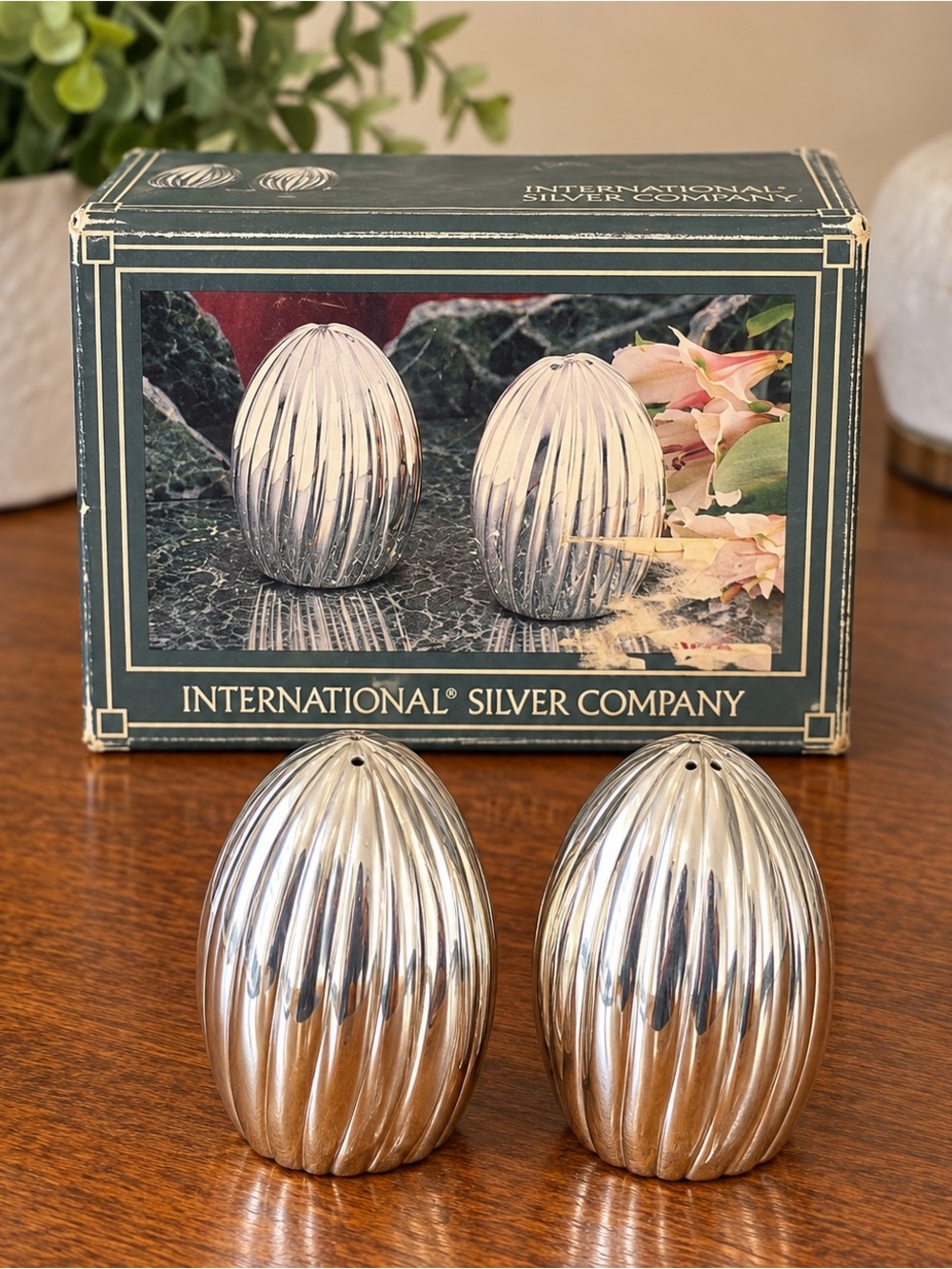 International Silver Company Ribbed Egg-Shaped Salt & Pepper Shakers - Silver